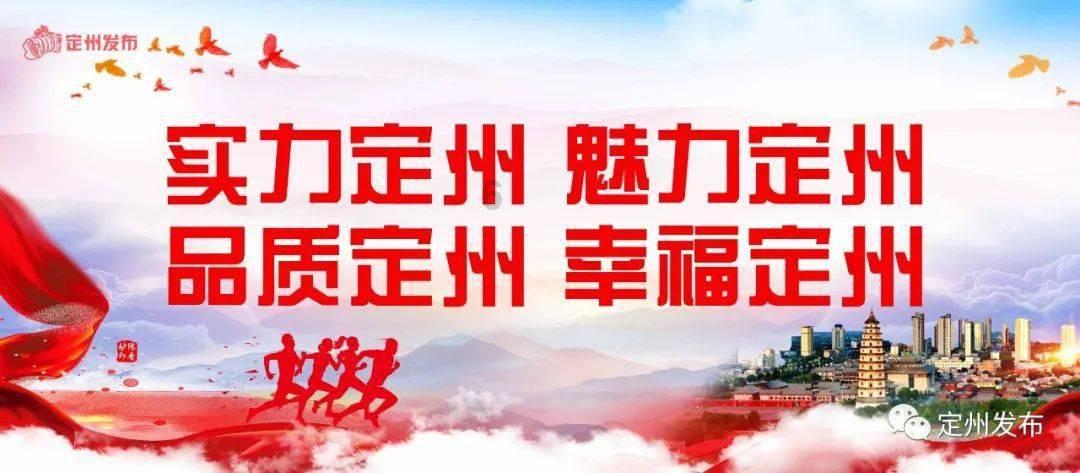 逃离昏暗下的小村
